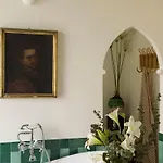 Torre Perrotti - Le Hotel *