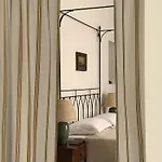 Hotel Torre Perrotti - Le *