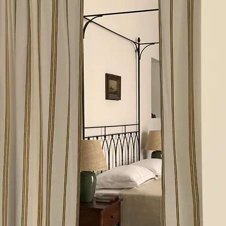 Ξενοδοχείο Torre Perrotti - Le *