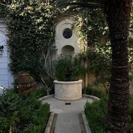 Torre Perrotti - Le * サンタ・マリア・ディ・カステッラバーテ