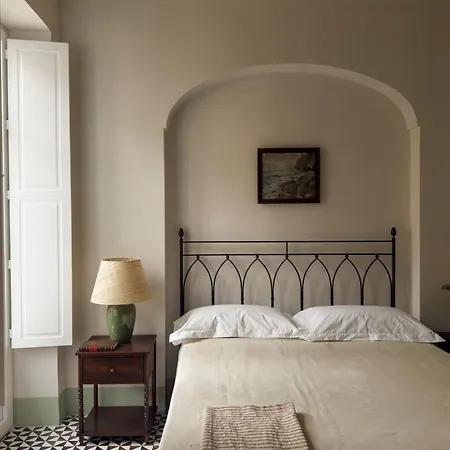 Torre Perrotti - Le ホテル