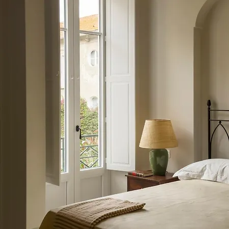 ホテル Torre Perrotti - Le *