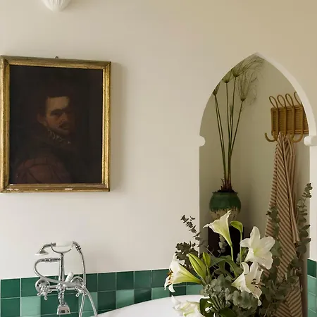 Torre Perrotti - Le ホテル *